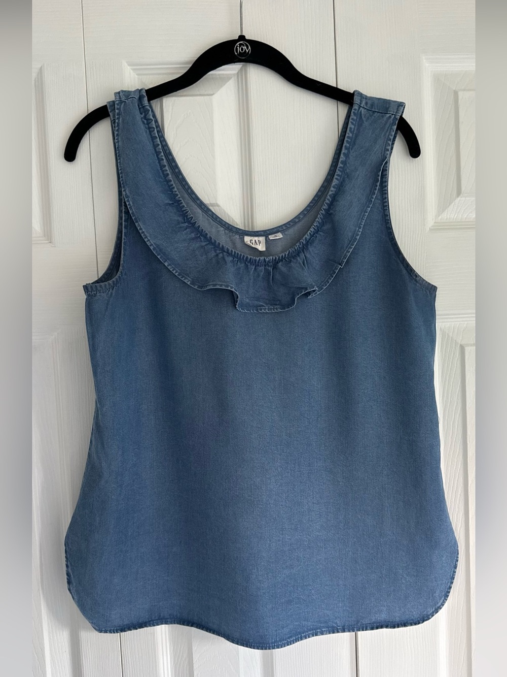 GAP Women's Tencel Denim Blue Ruffle Scoop Neck Tank Top